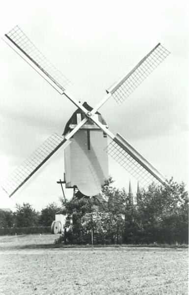 de molen met van bussel neuzen (na 1939)